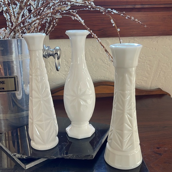 Vintage Hoosier Milk Glass Vases One Set of Three (3) - Picture 1 of 12